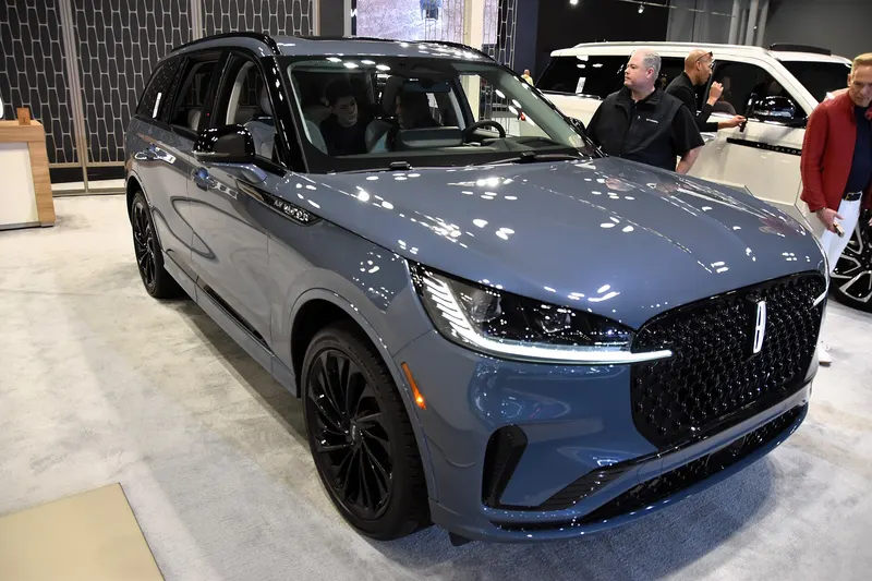 2026 Lincoln Aviator